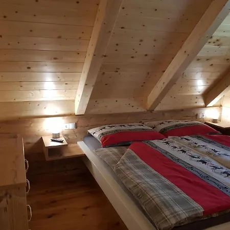 Premiumalmhuette Wiedhupf Peterdorf